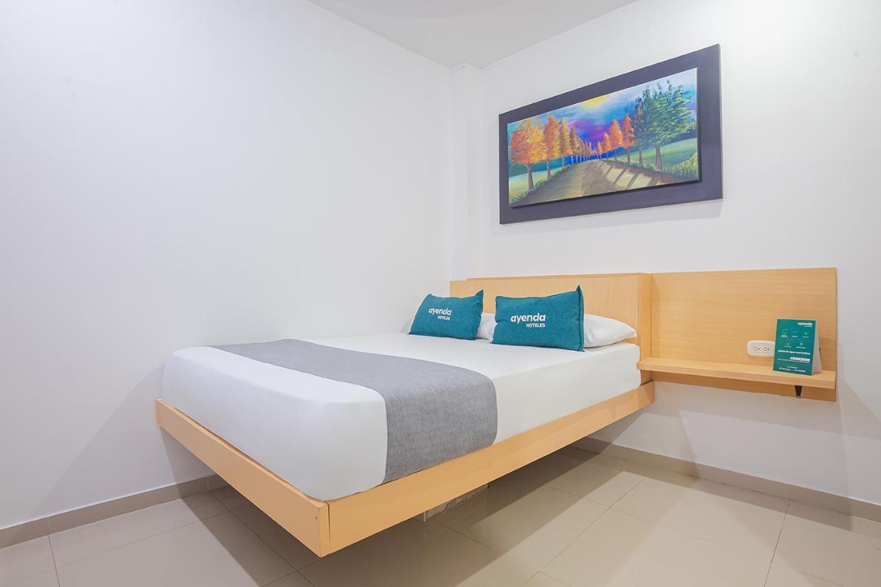 Ayenda Alameda Real Hotel Monteria Exterior photo